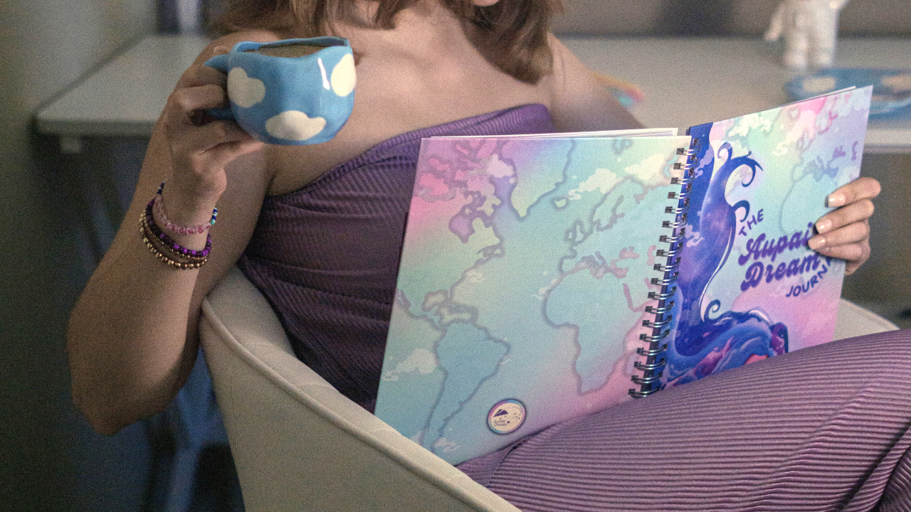 How Journaling Can Help Au Pairs Adapt to a New Country